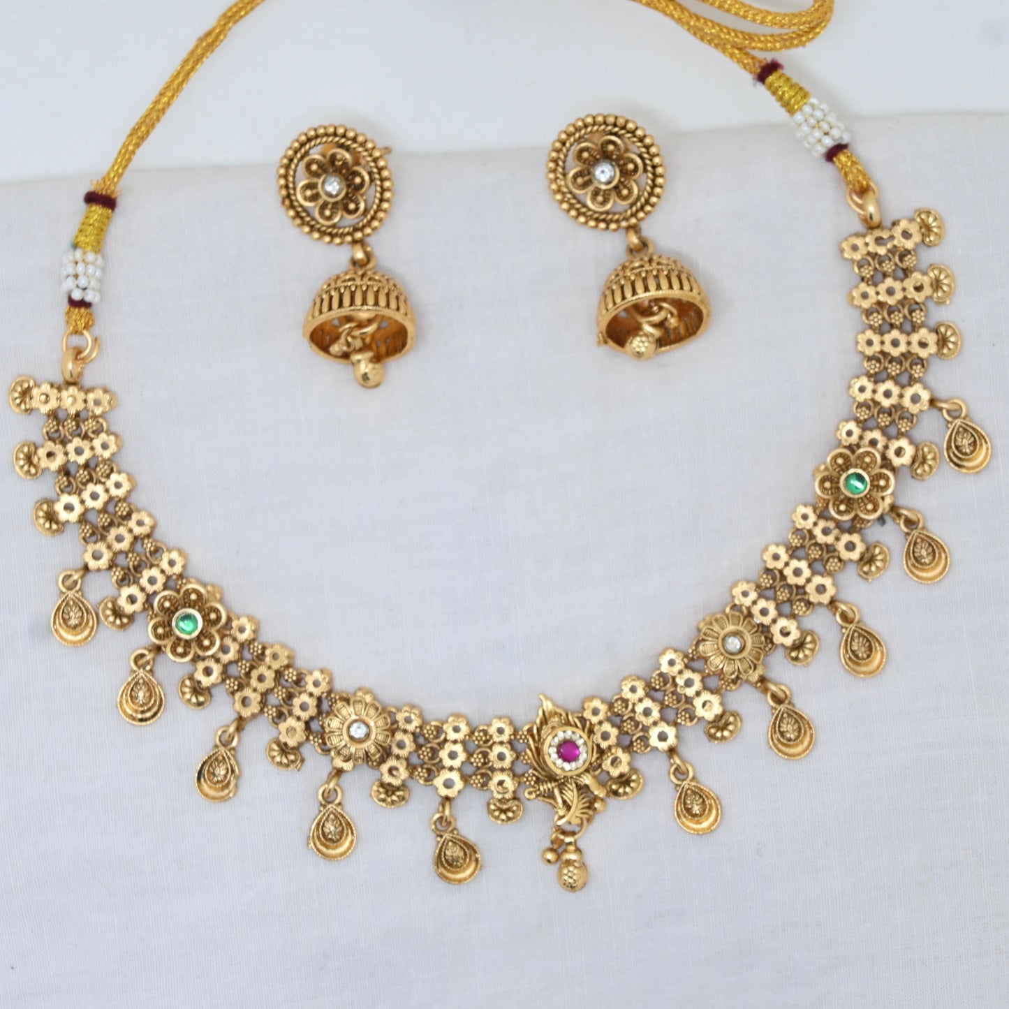 Antique Gold Floral Necklace Set