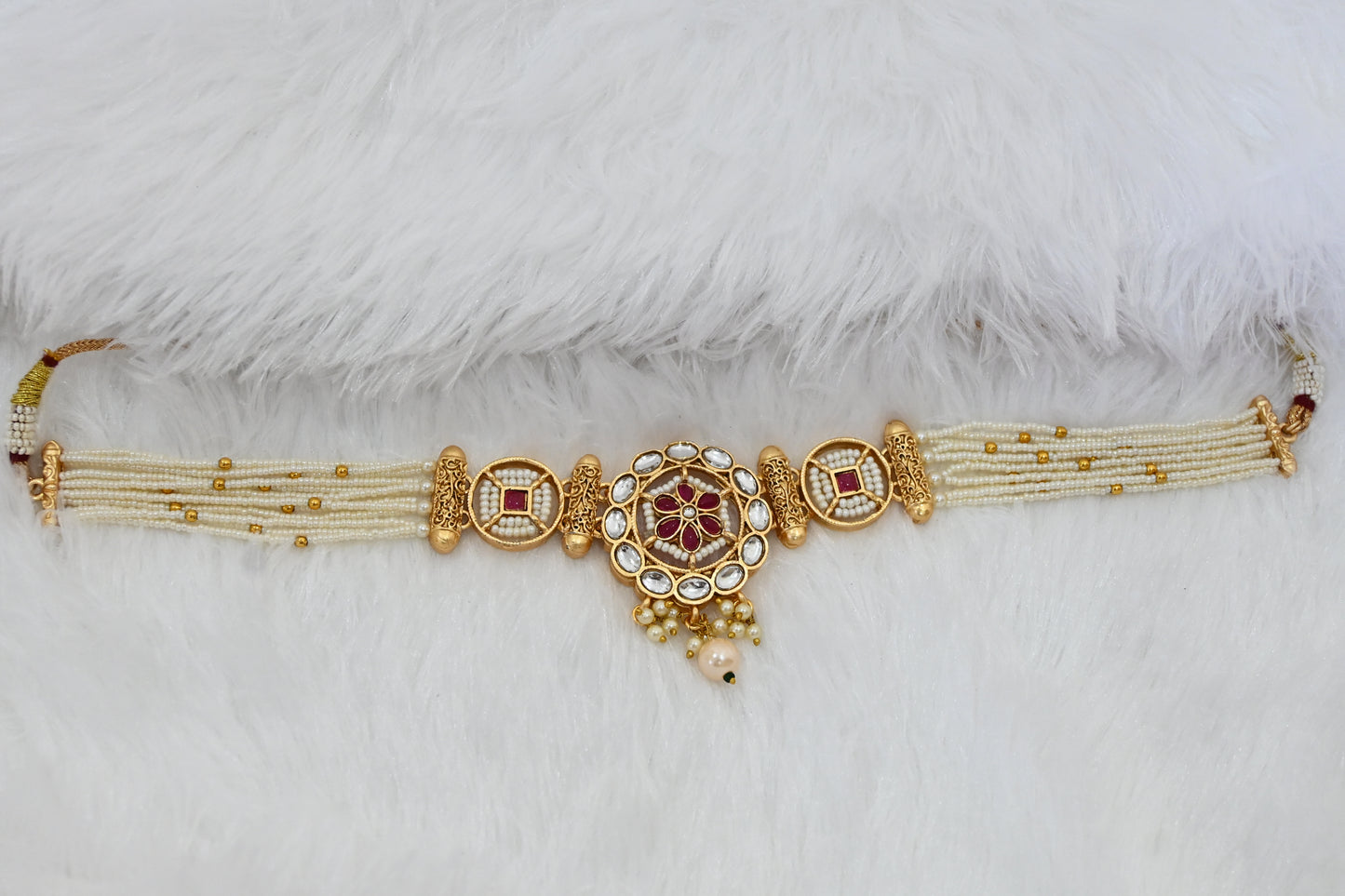 Traditional Kundan Pearl Choker Necklace Set