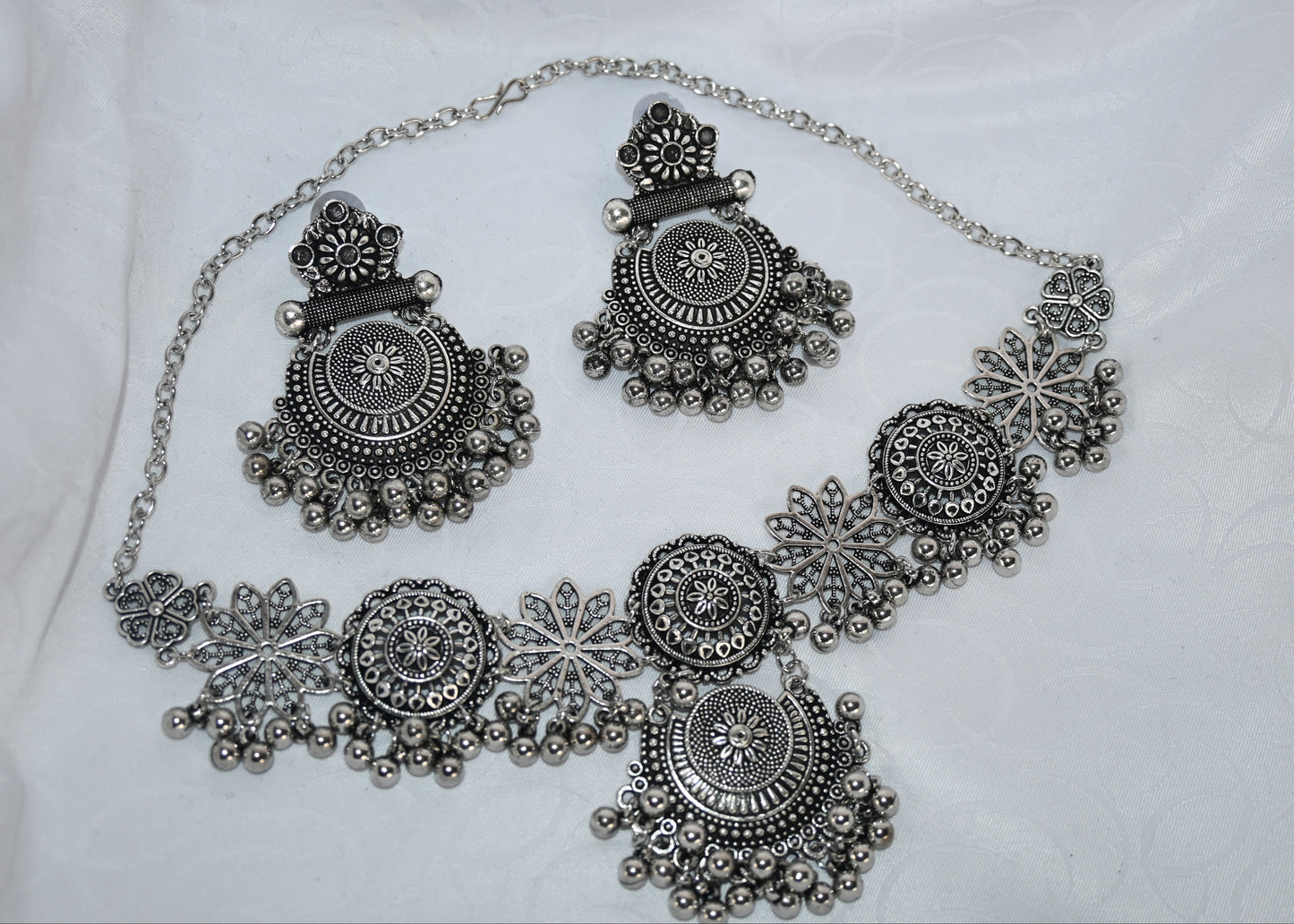 Oxidised Silver Floral Motif Necklace & Earrings Set
