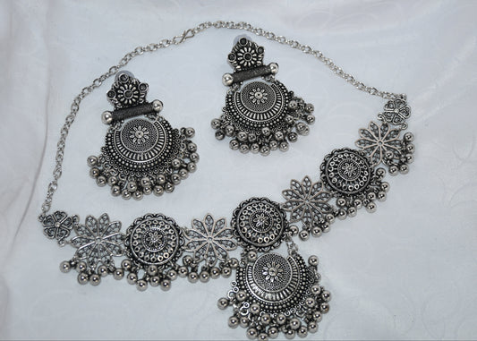 Oxidised Silver Floral Motif Necklace & Earrings Set
