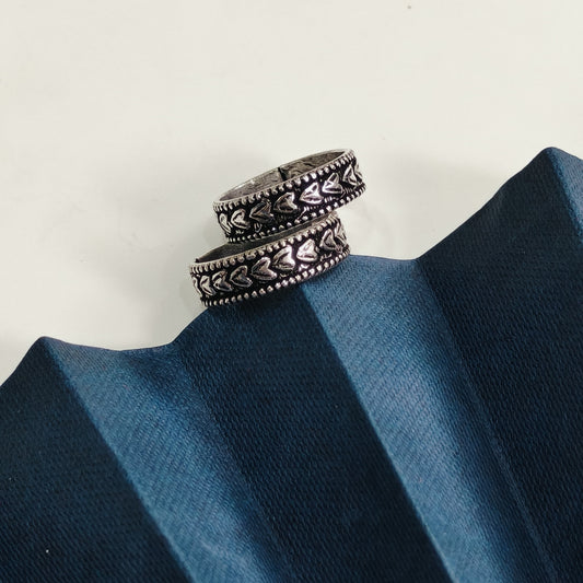 Vintage Heart Toe Rings