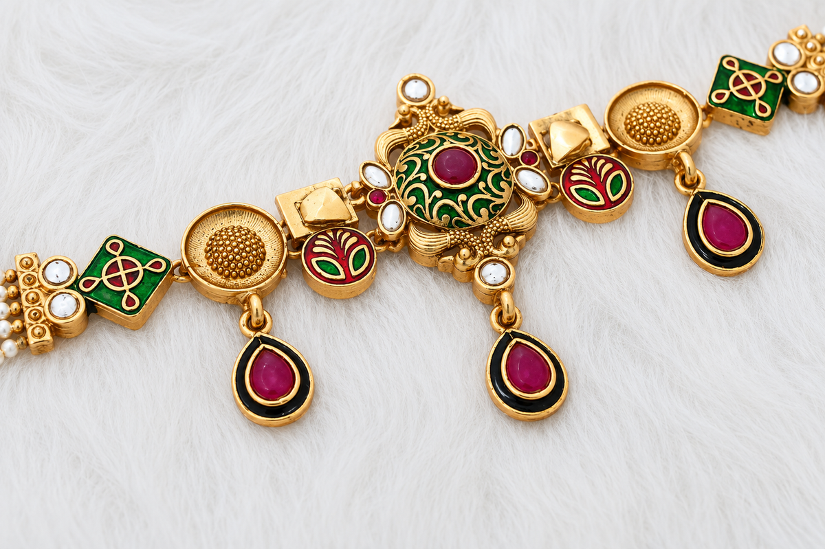 Antique Gold Kundan Choker