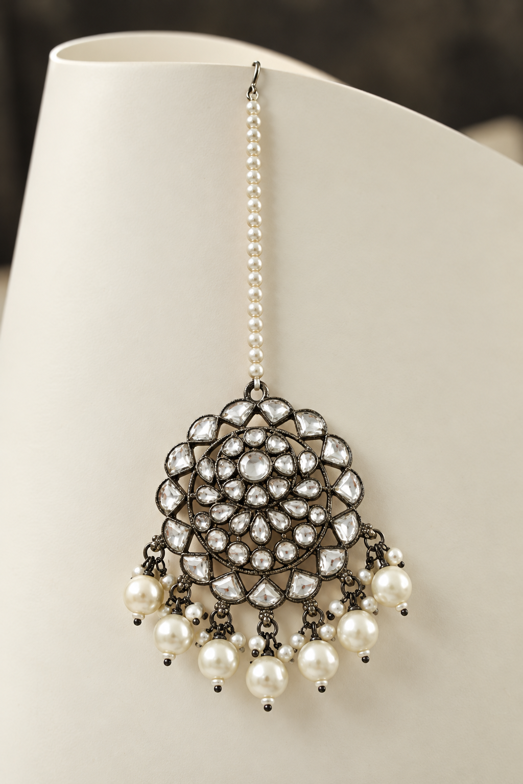 Riya Kundan choker necklace set with tika