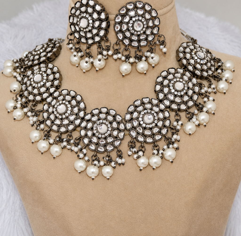 Diya Kundan Choker set with tika
